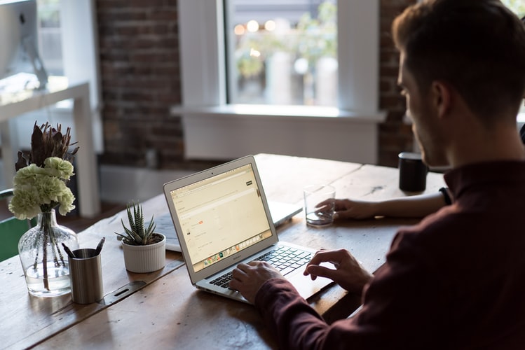 Leading Teams of Freelancers